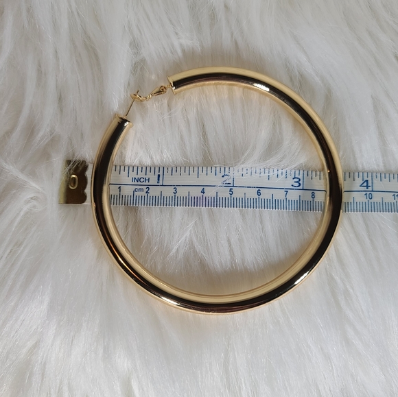 Goldtoned Large and Thick Hoops - Picture 5 of 5